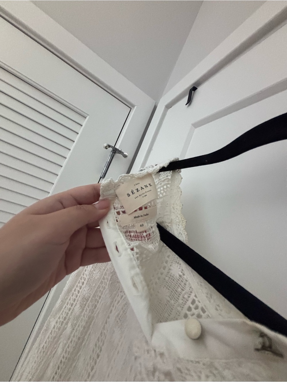 Sezane Made in Italy White Lace Ruffle Long-Sleeve Top - Picture 3 of 5